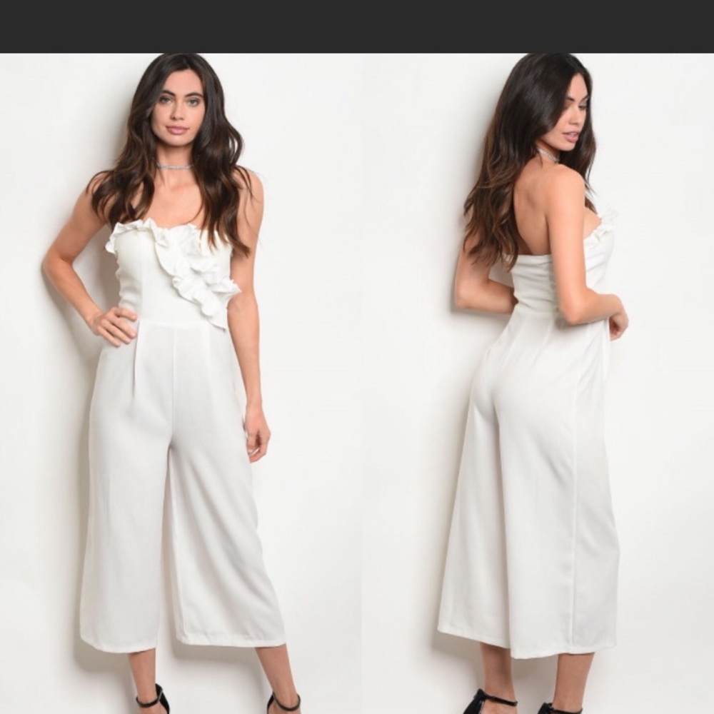 🌊 NEW! White Strapless Jumpsuit